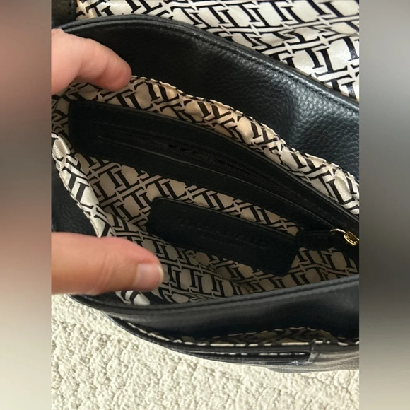 Tignanello midnight lady quilted crossbody bag - Picture 4 of 5